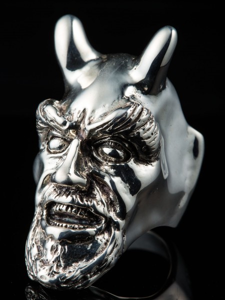 Devil Large Ring – Silver